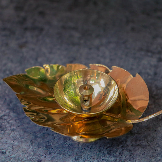 Ambi Divine 100% Pure Brass Pooja Leaf Deepam / Deepak / Diya - Small - Set of 2