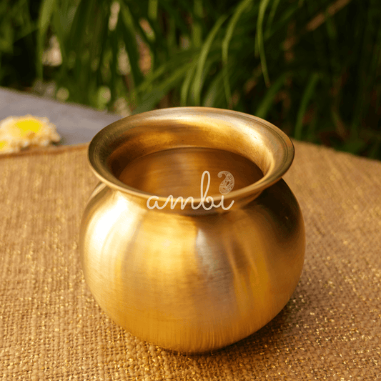 Ambi Divine Pure 100% Lead Free Kansa Lota Kalash for Pooja or Water Storage - 690 ML