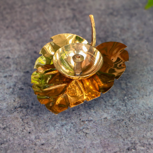 Ambi Divine 100% Pure Brass Pooja Leaf Deepam / Deepak / Diya - Small - Set of 2